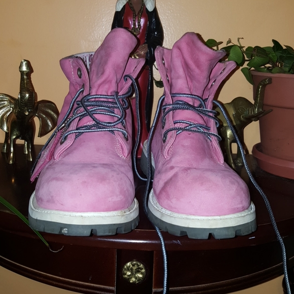 Pink Timberland boots - Picture 2 of 8